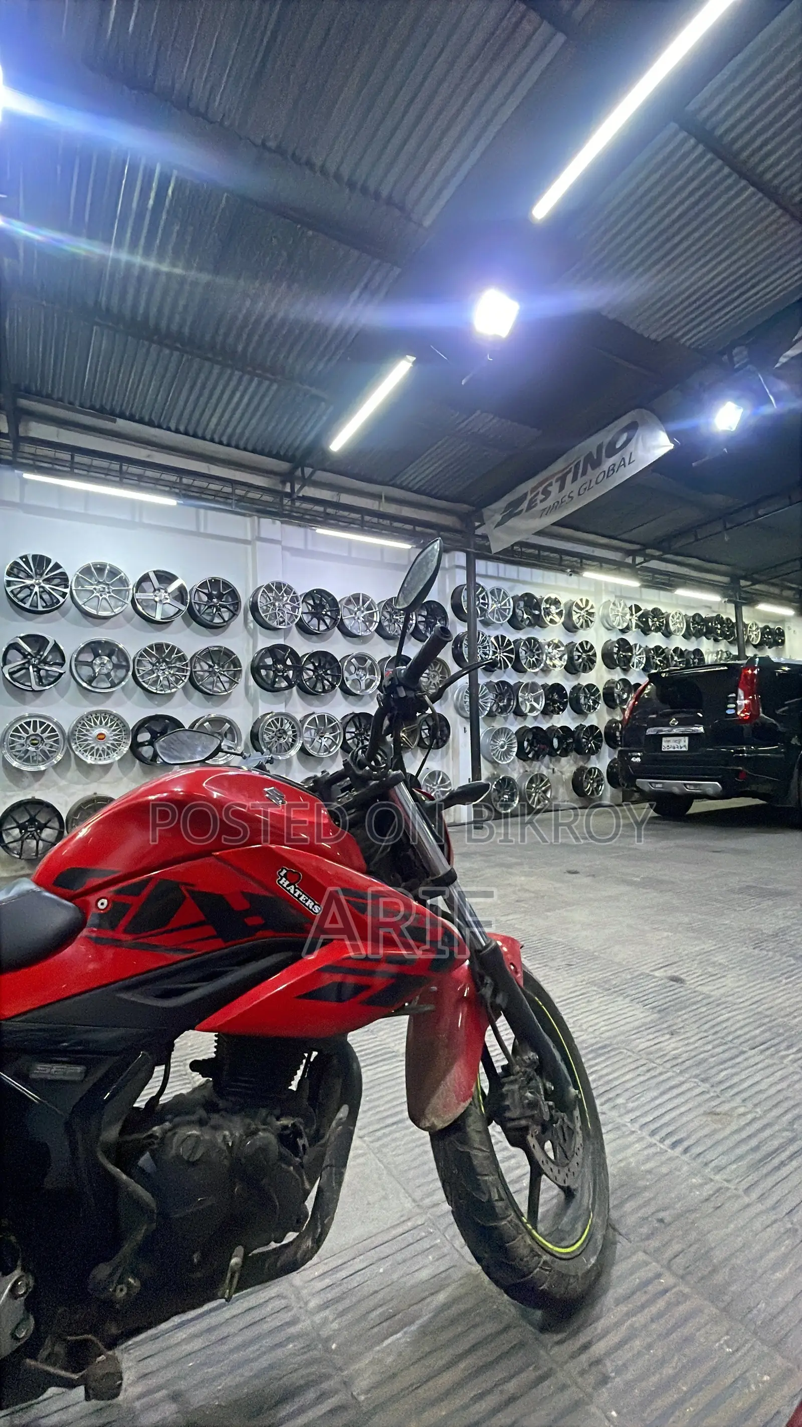 Suzuki Gixxer 2023 Red