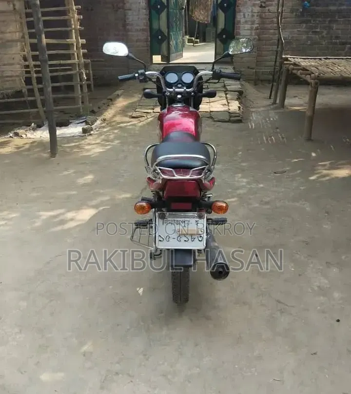 Bajaj CT 100 2010 Red