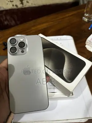 Apple iPhone 15 Pro Max 256 GB Gray