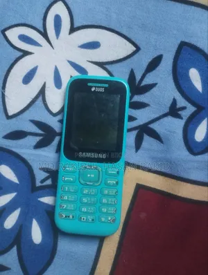 স্যামসাং গুরু মিউজিক ২ সাদা