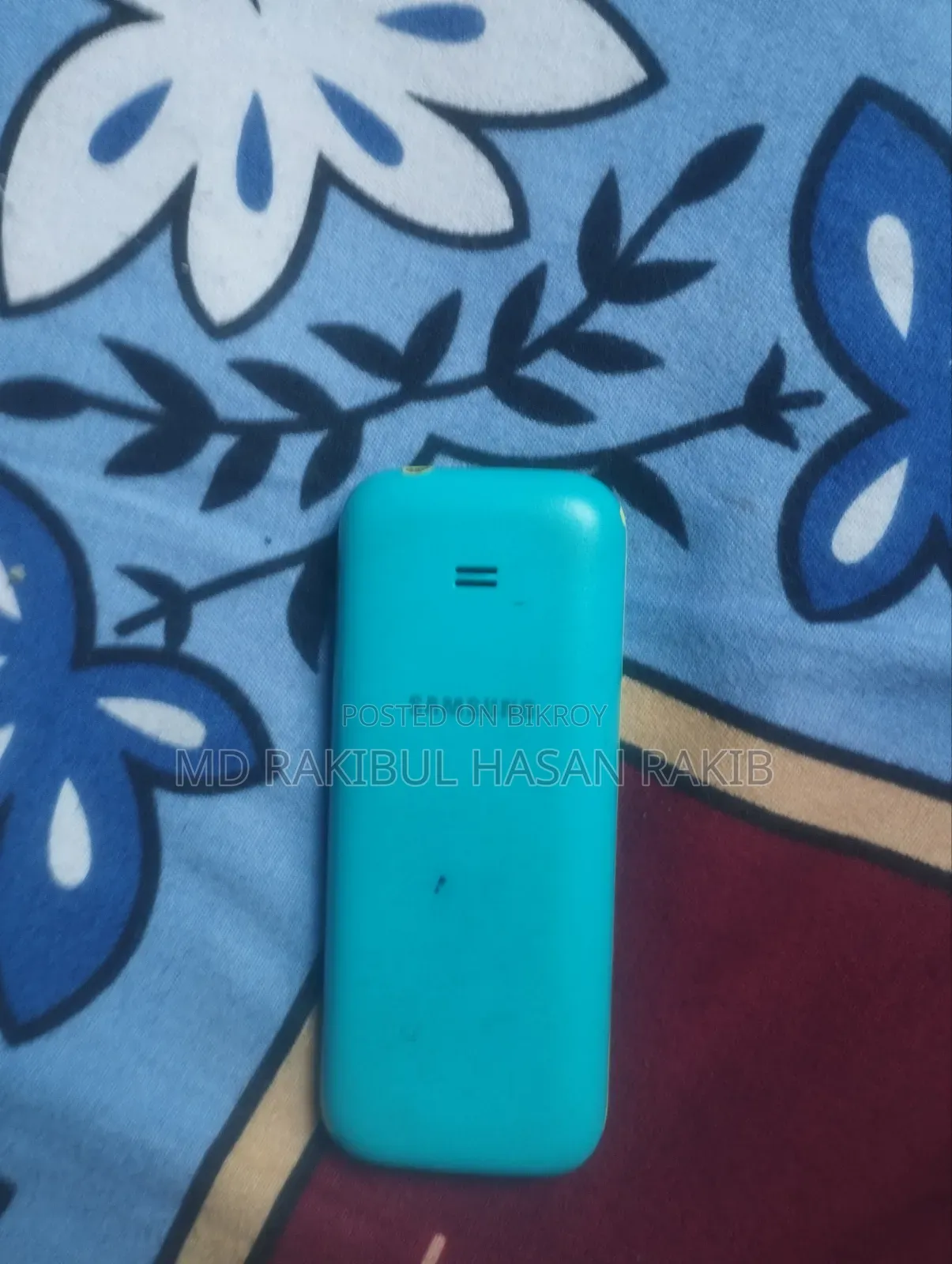 স্যামসাং গুরু মিউজিক ২ সাদা