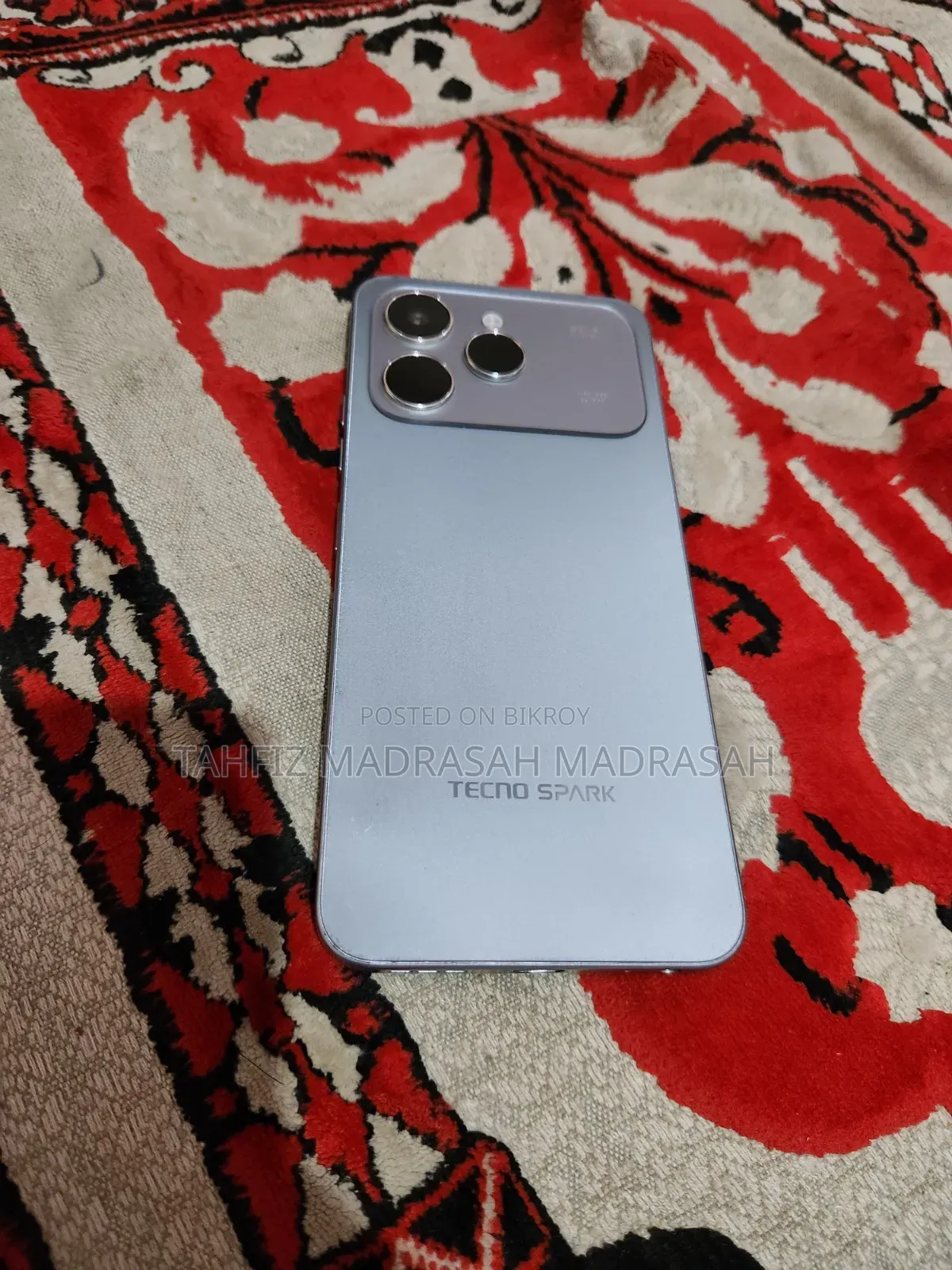 Tecno Spark 40 128 GB Silver