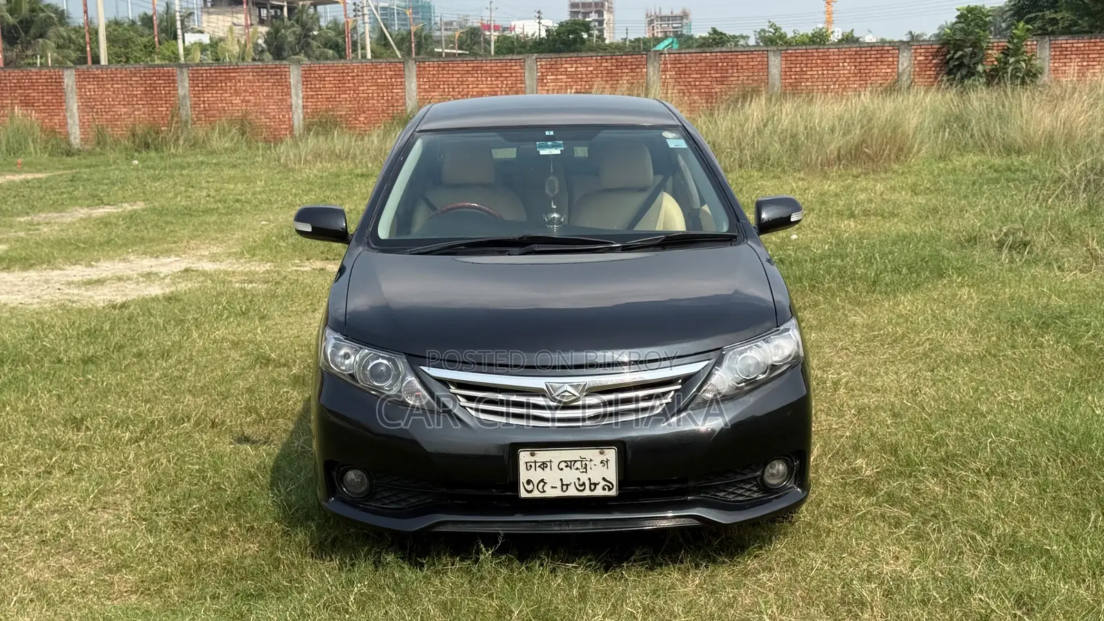 টয়োটা অ্যালিওন ২০১০ কালো