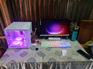 Desktop Computer 8GB AMD Ryzen 5 SSD 128GB