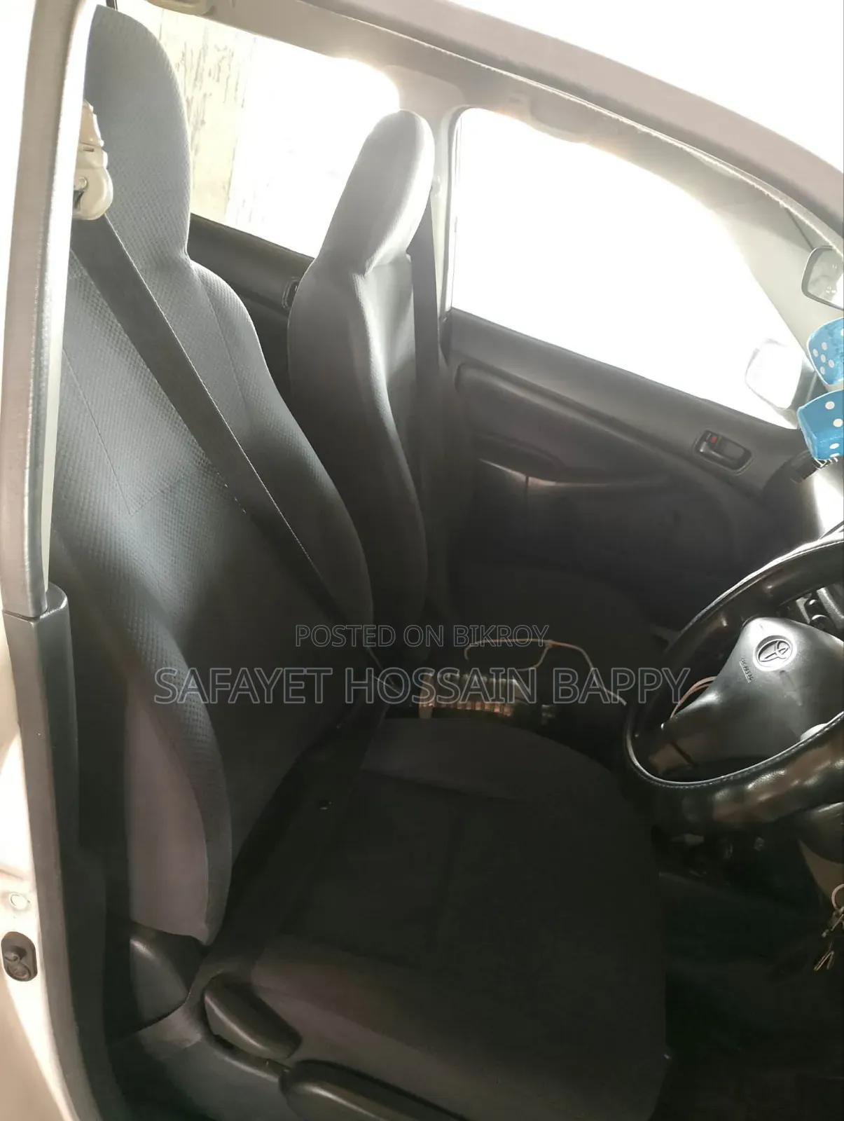 টয়োটা প্রোবক্স ২০০৬ সাদা