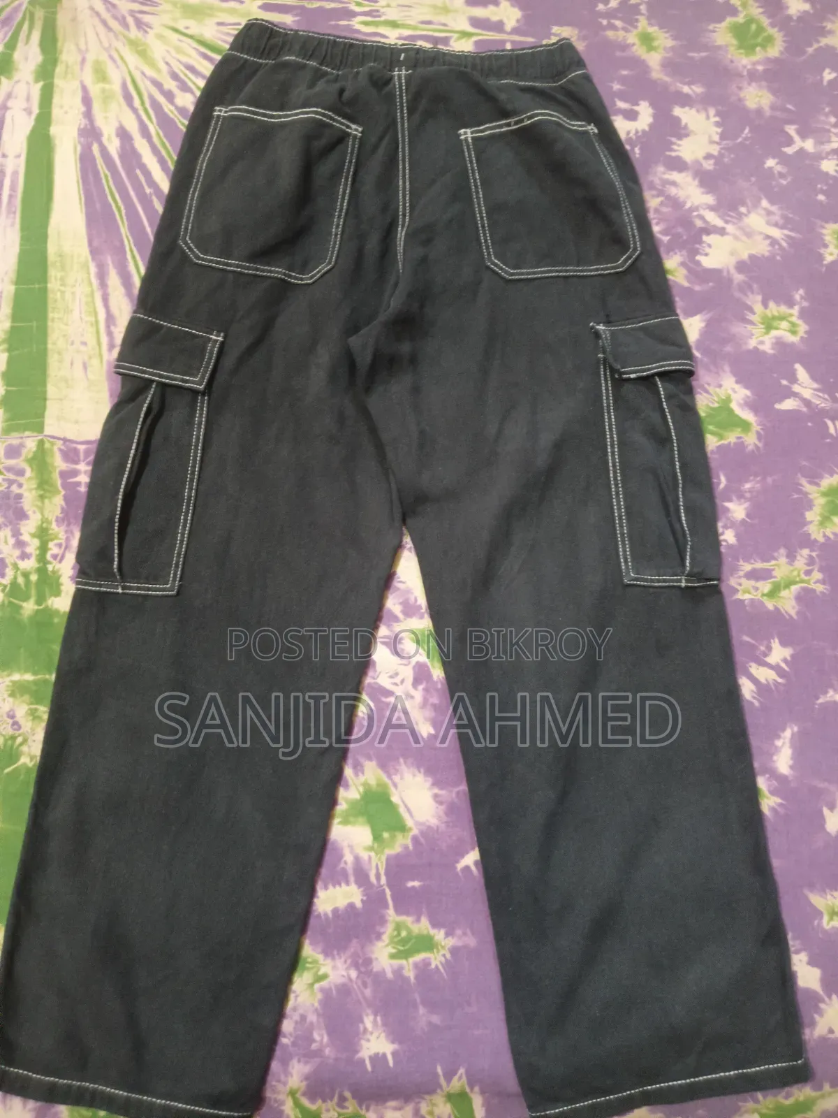 Trendy Straight-Leg Cargo Pants With Contrast White Stitching