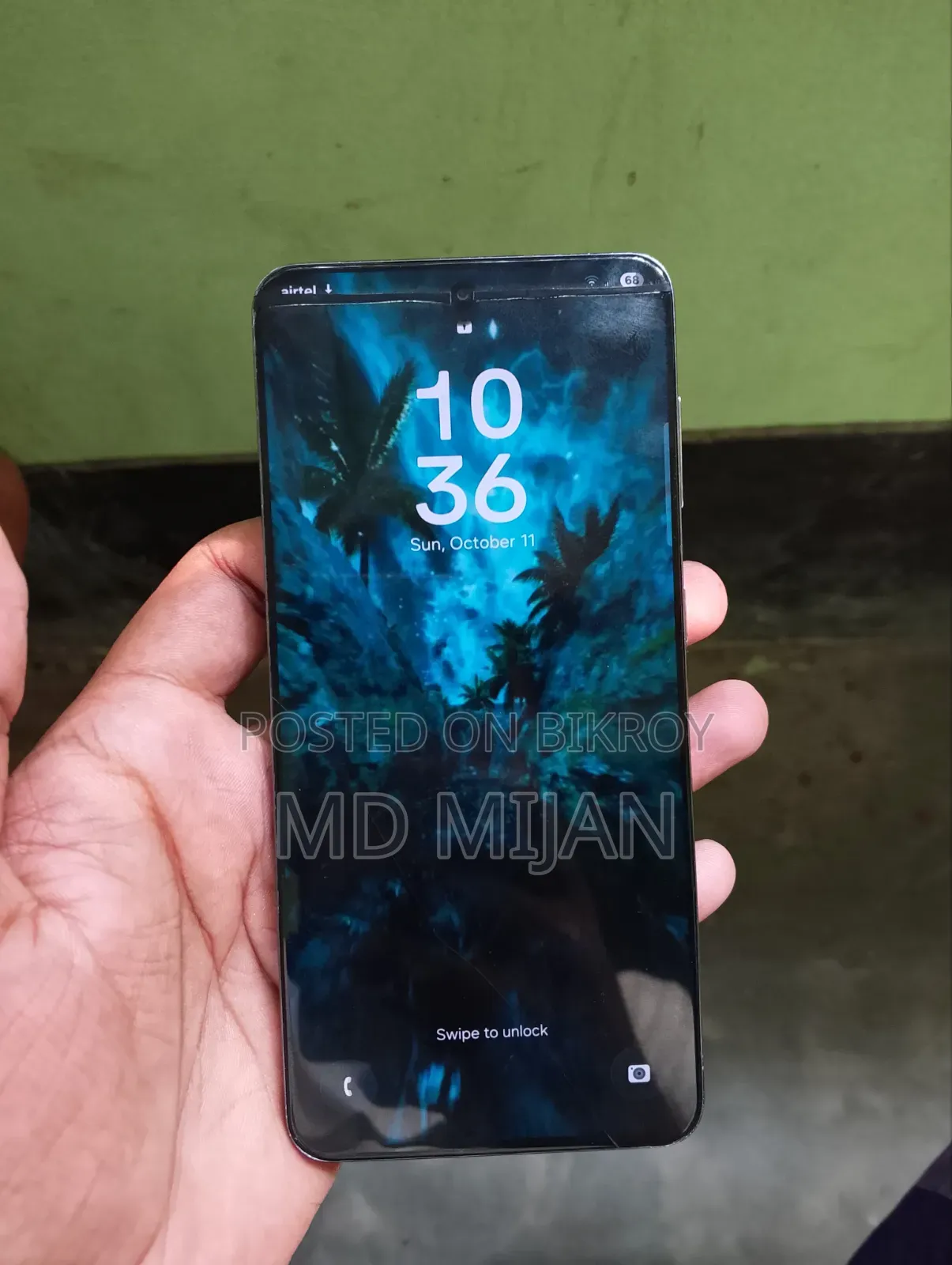 EL 8 GB Black