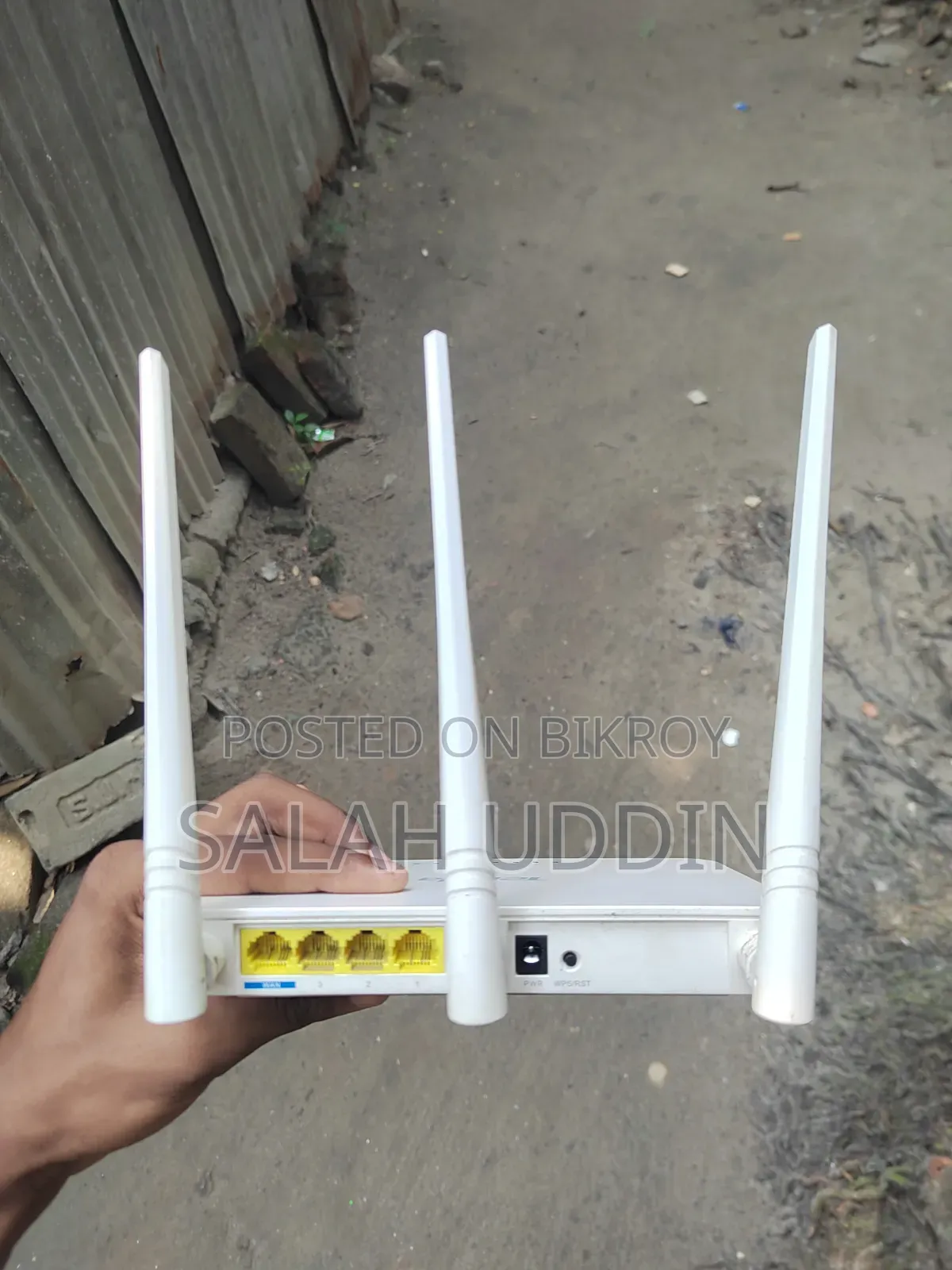 Tenda F3 Router