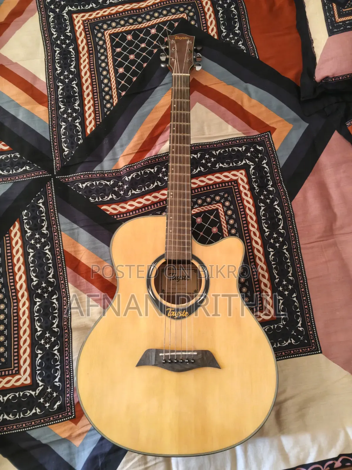 টেস্ট গিটার