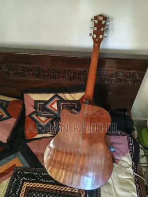 টেস্ট গিটার