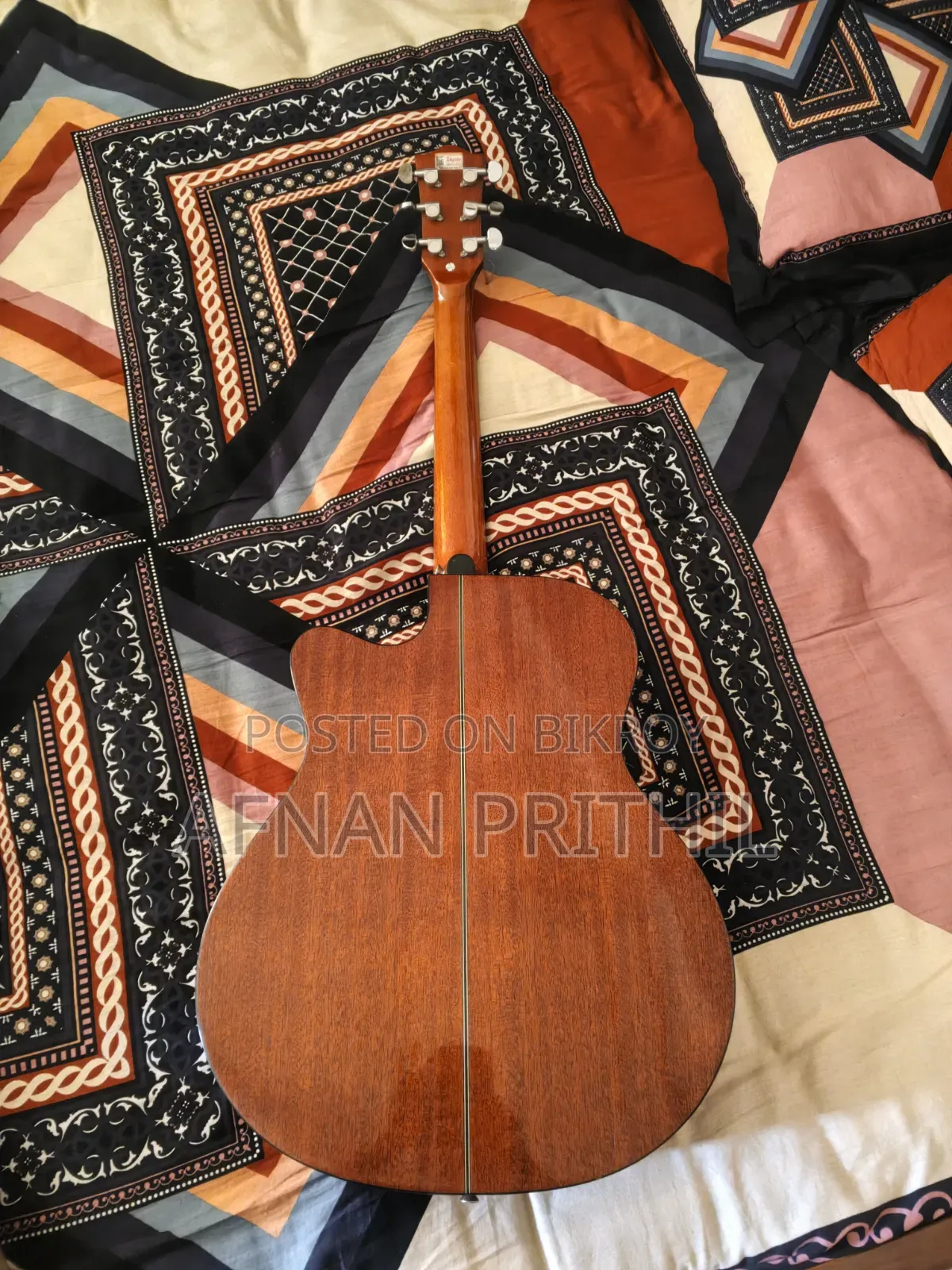 টেস্ট গিটার