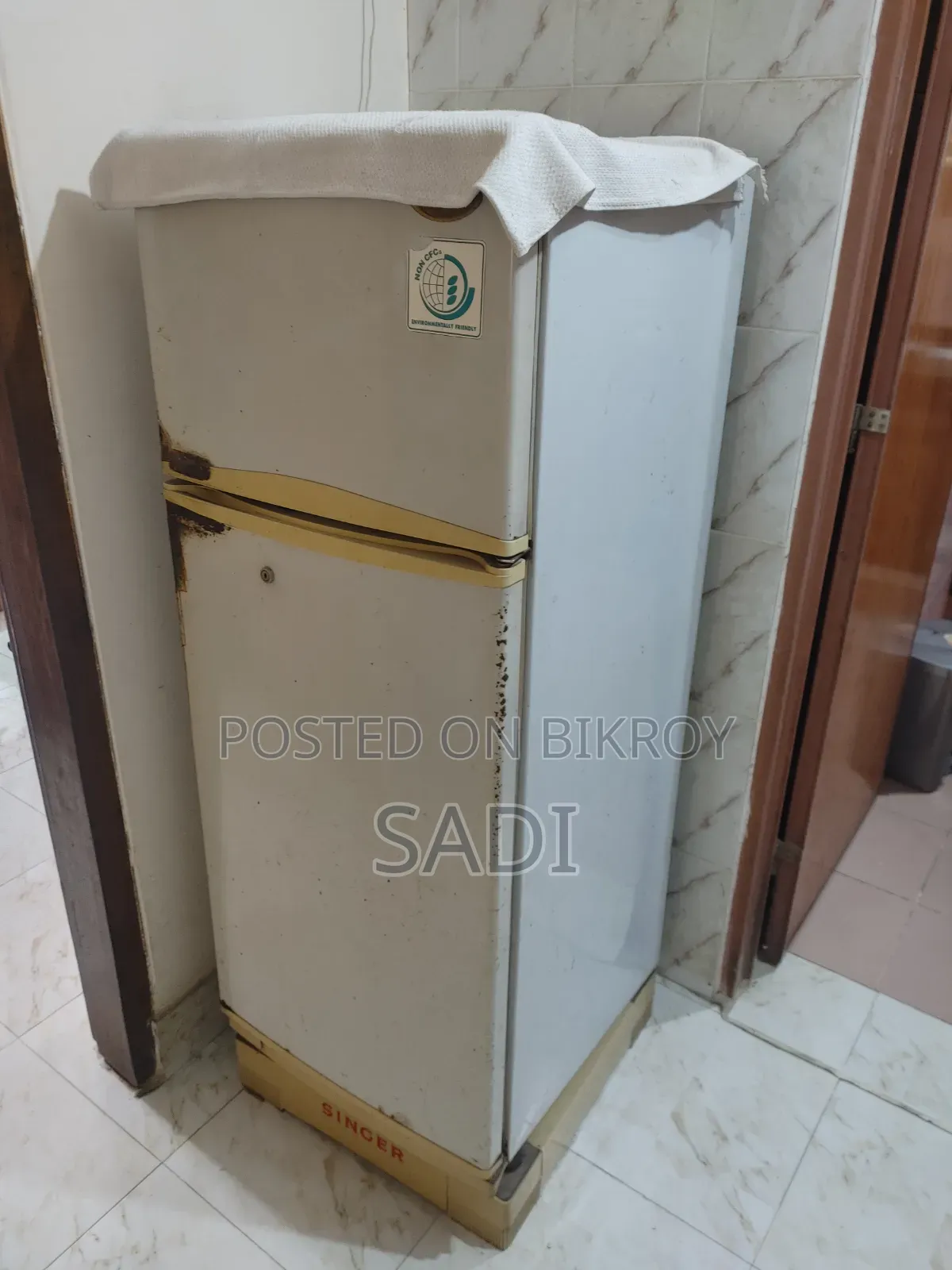 সিঙ্গার রেফ্রিজারেটর (কম্প্রেসার ঠিক আছে)