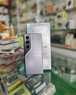 টেকনো ক্যামন ৪০ প্রো ৫জি ২৫৬ জিবি রূপালী