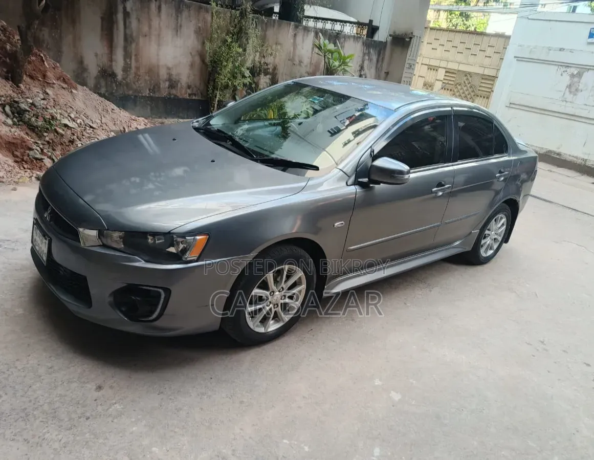 মিতসুবিশি ল্যান্সার ২০১৭ গ্রে