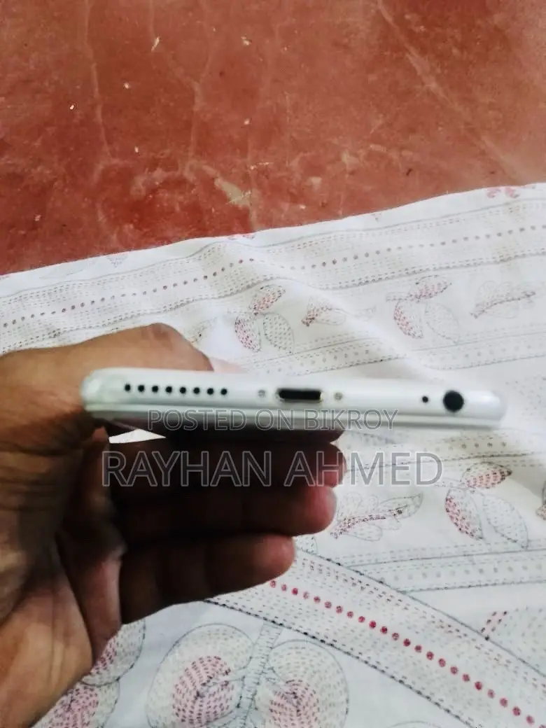 Apple iPhone 6s Plus 64 GB White