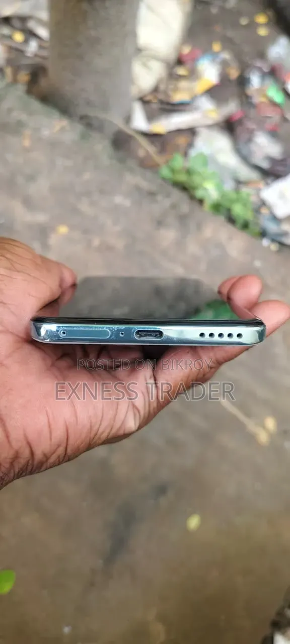 অনার ২০০ ৫১২ জিবি গ্রিন