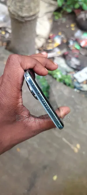 অনার ২০০ ৫১২ জিবি গ্রিন