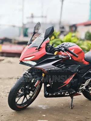 Honda CBR 2021 Red