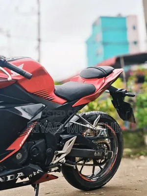 Honda CBR 2021 Red