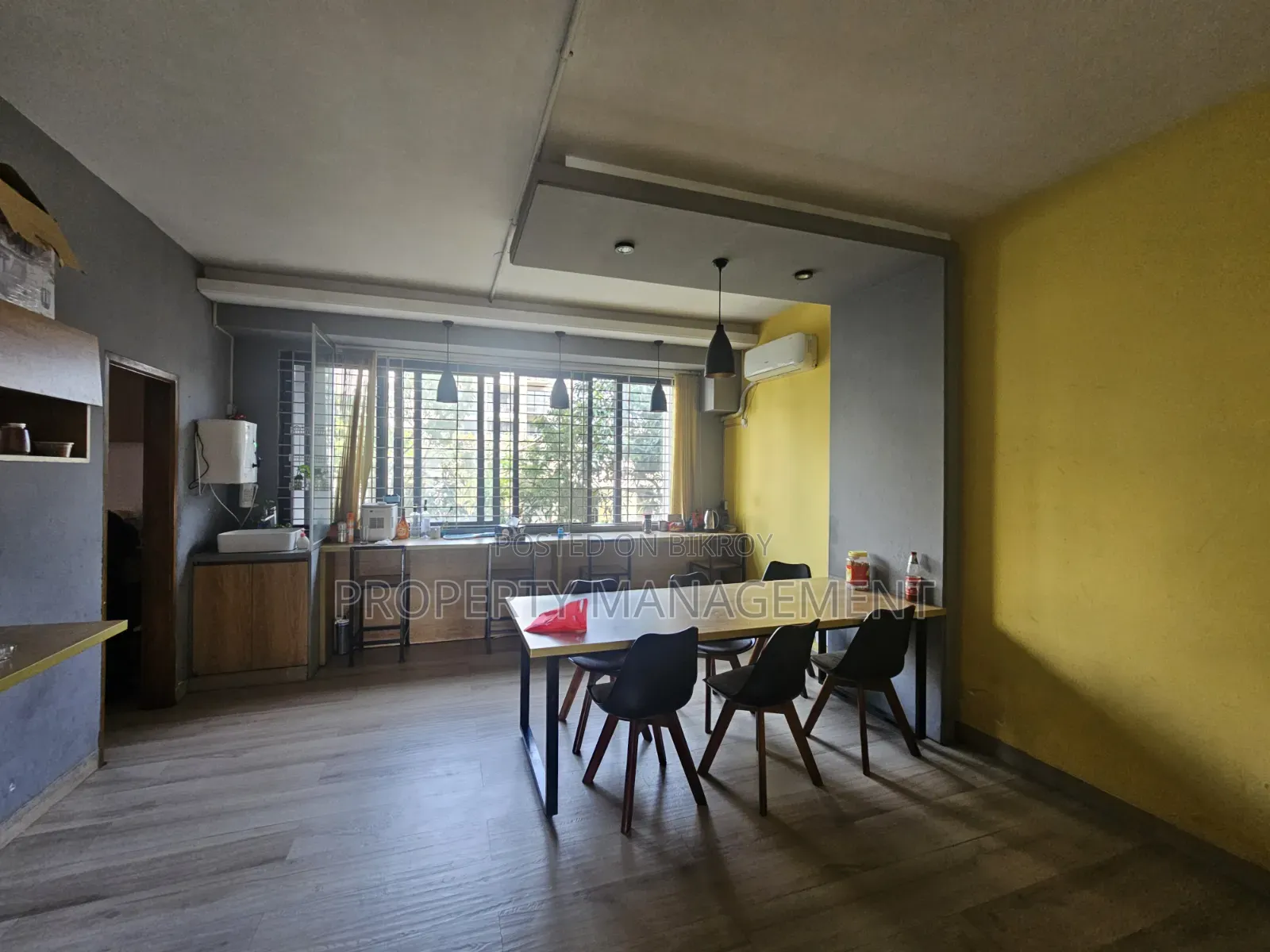 Unfurnished Office Space for Rent