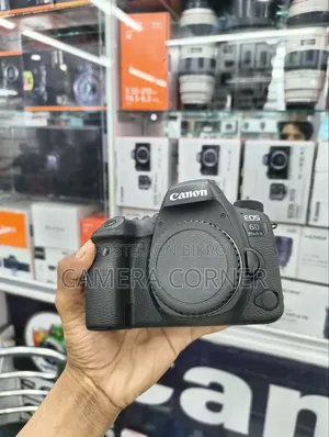 Canon 6D Mark II Camera