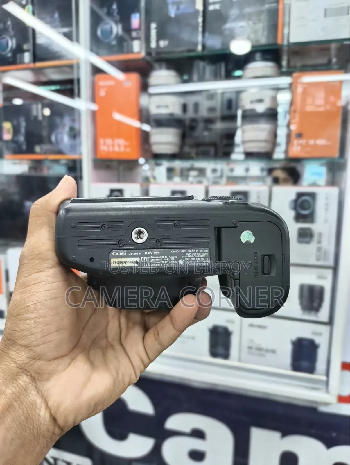 Canon 6D Mark II Camera