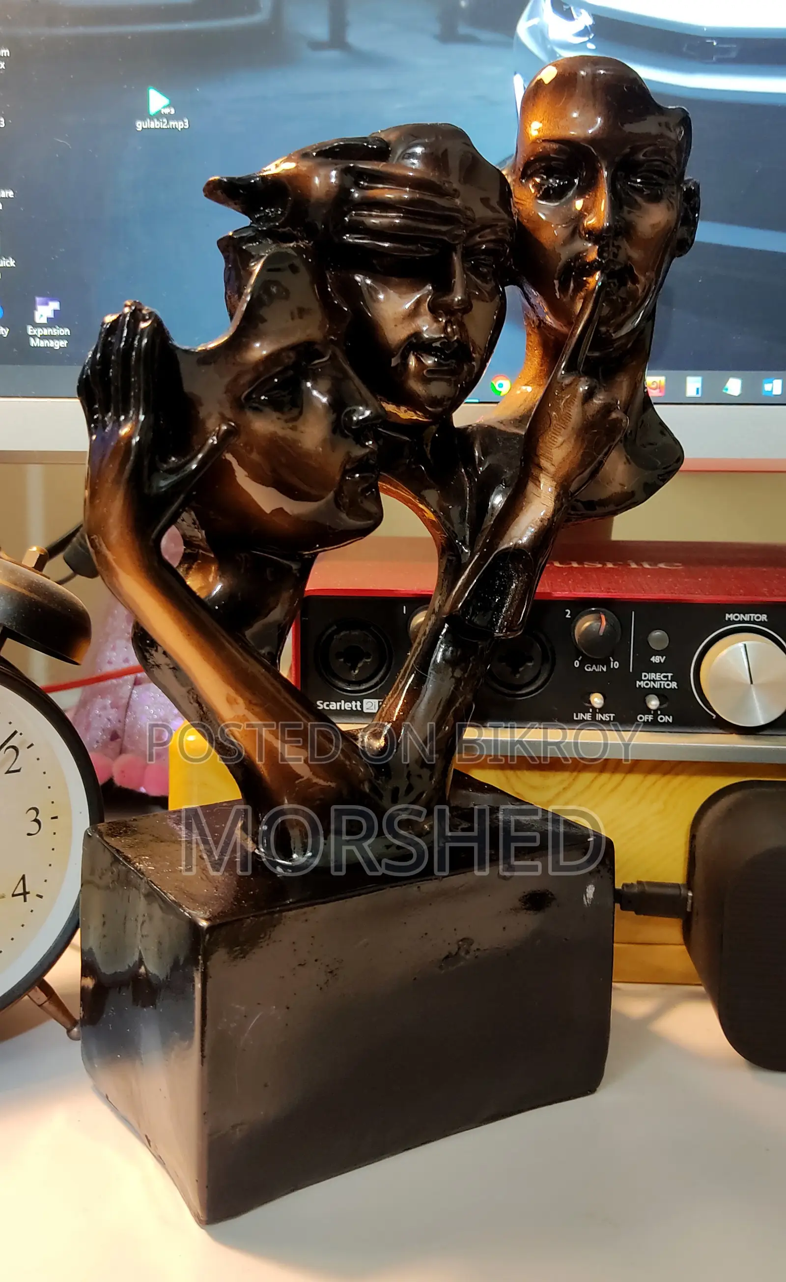 আমদানিকৃত গ্লসি স্টোন স্কাল্পচার অ্যান্টিক