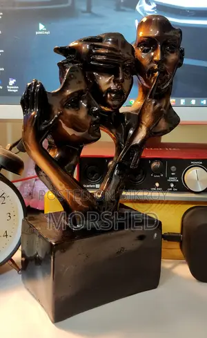আমদানিকৃত গ্লসি স্টোন স্কাল্পচার অ্যান্টিক