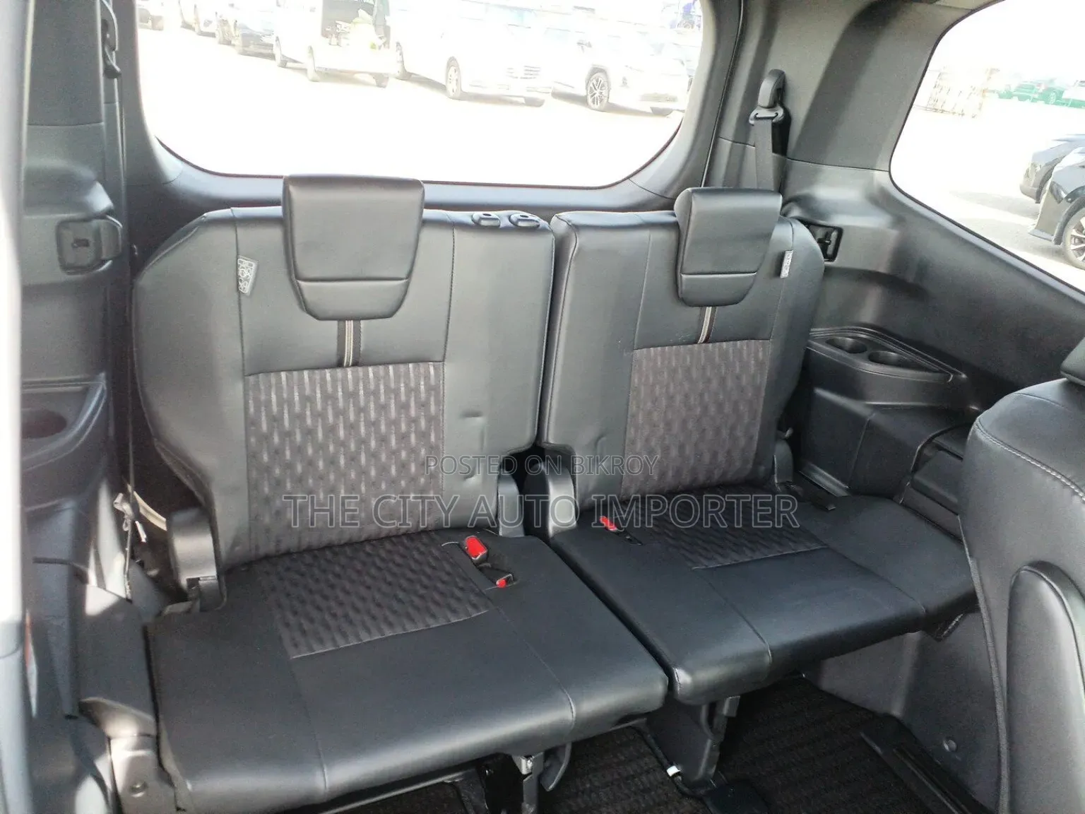 Toyota Noah 2023 Pearl