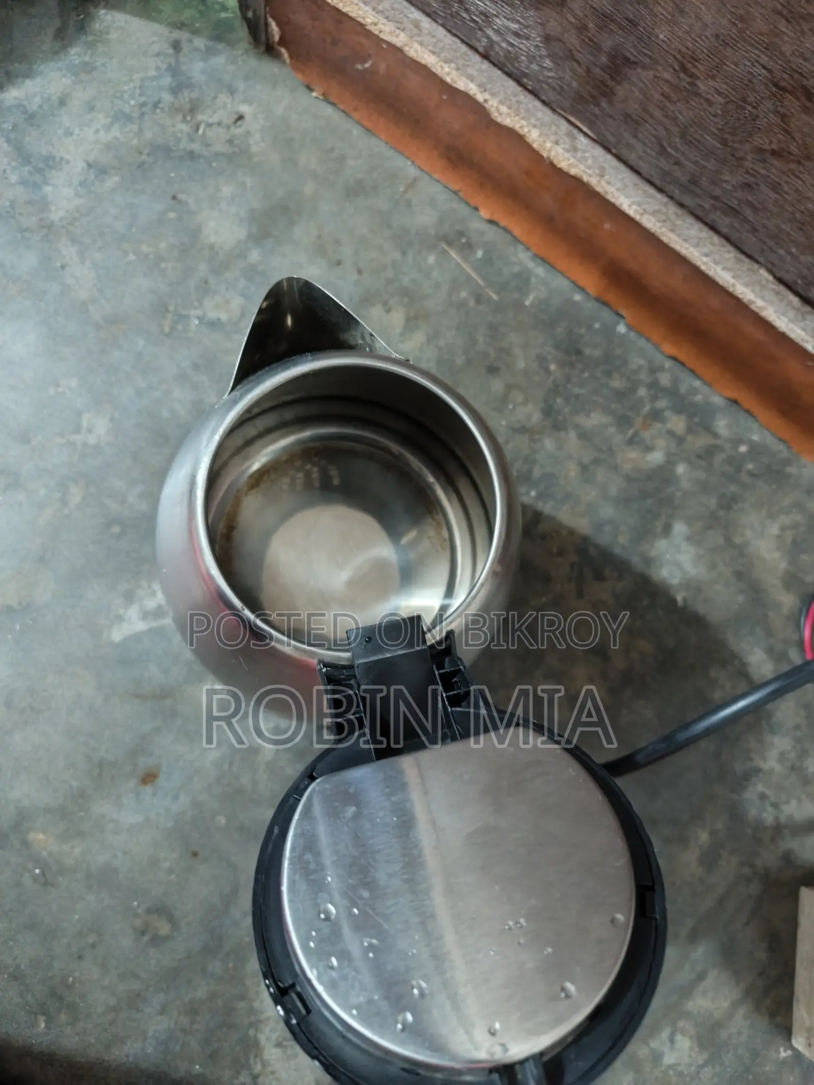 ওয়ালটন স্টেইনলেস স্টিল ইলেকট্রিক কেটলি