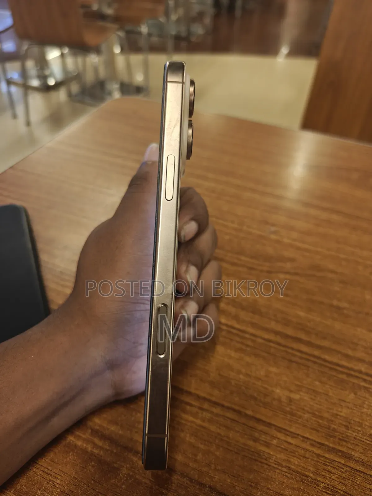 Apple iPhone 16 Pro Max 256 GB Gold