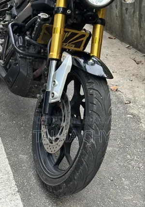 Yamaha XSR700 2021 White