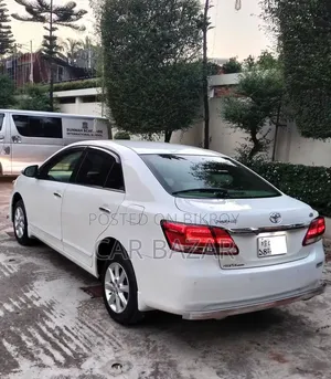 Toyota Premio 1.5 FWD 2020 Pearl