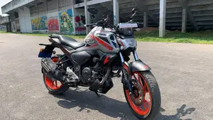 Yamaha FZS V4 2025 White
