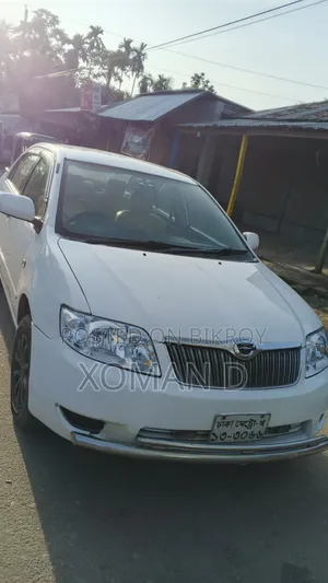 Toyota Corolla 2005 White