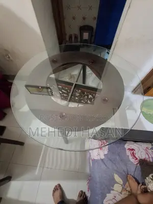 একটি সেন্টার টেবিল বিক্রি হবে ।