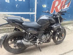 Hero Xtreme 125R 2025 Black