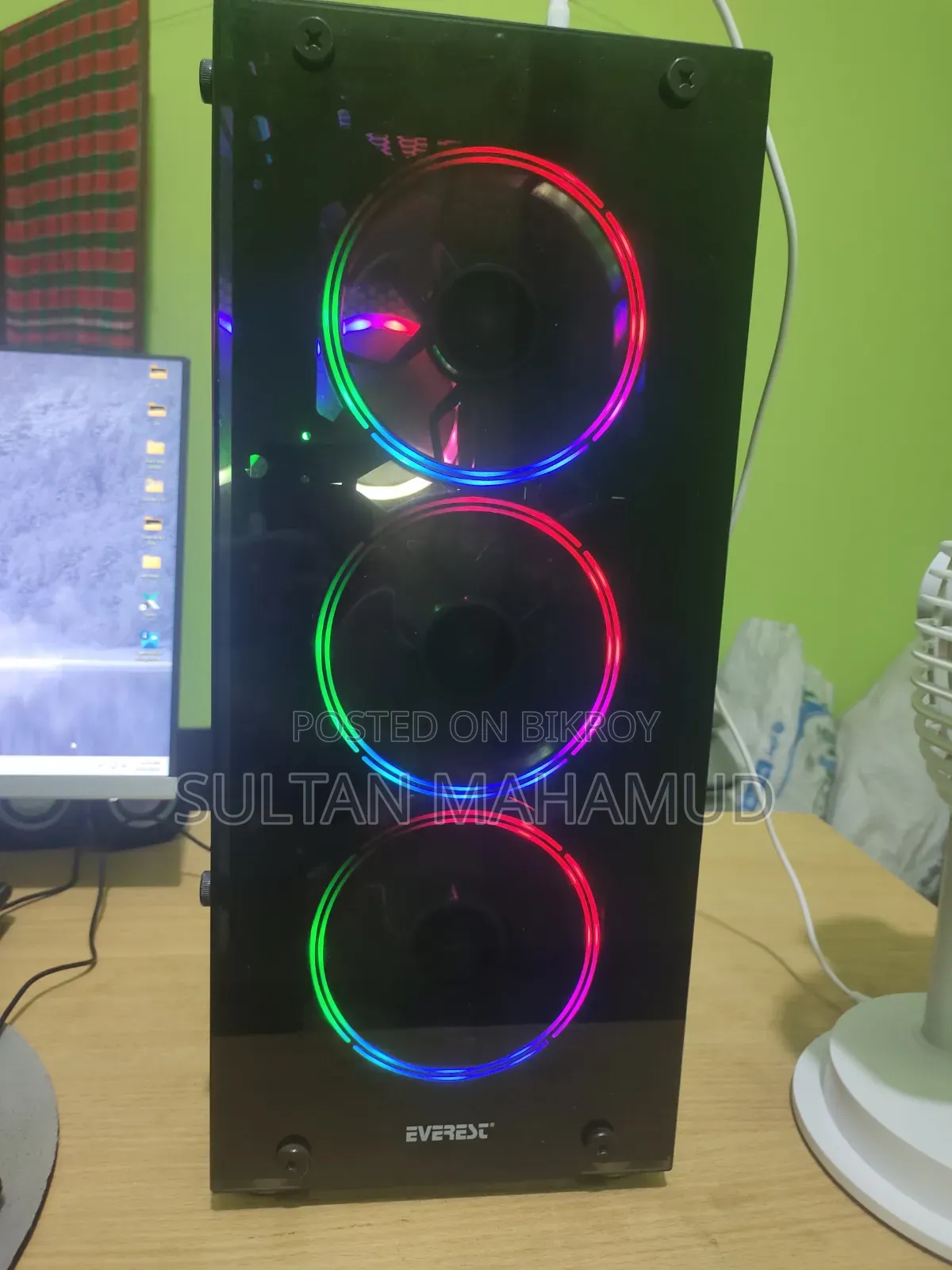 Desktop Computer 24GB AMD Ryzen 5 SSD 512GB