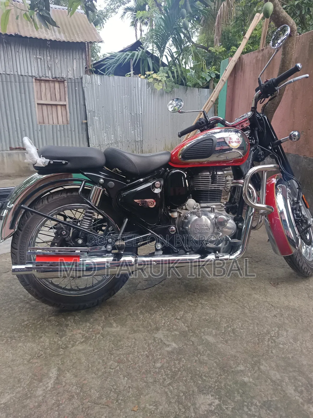 Royal Enfield Classic 350 2026 Red