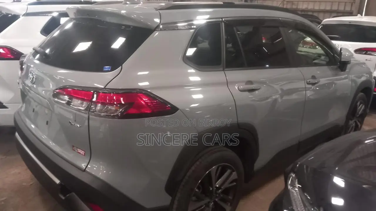 Toyota Corolla Cross 2024 Gray