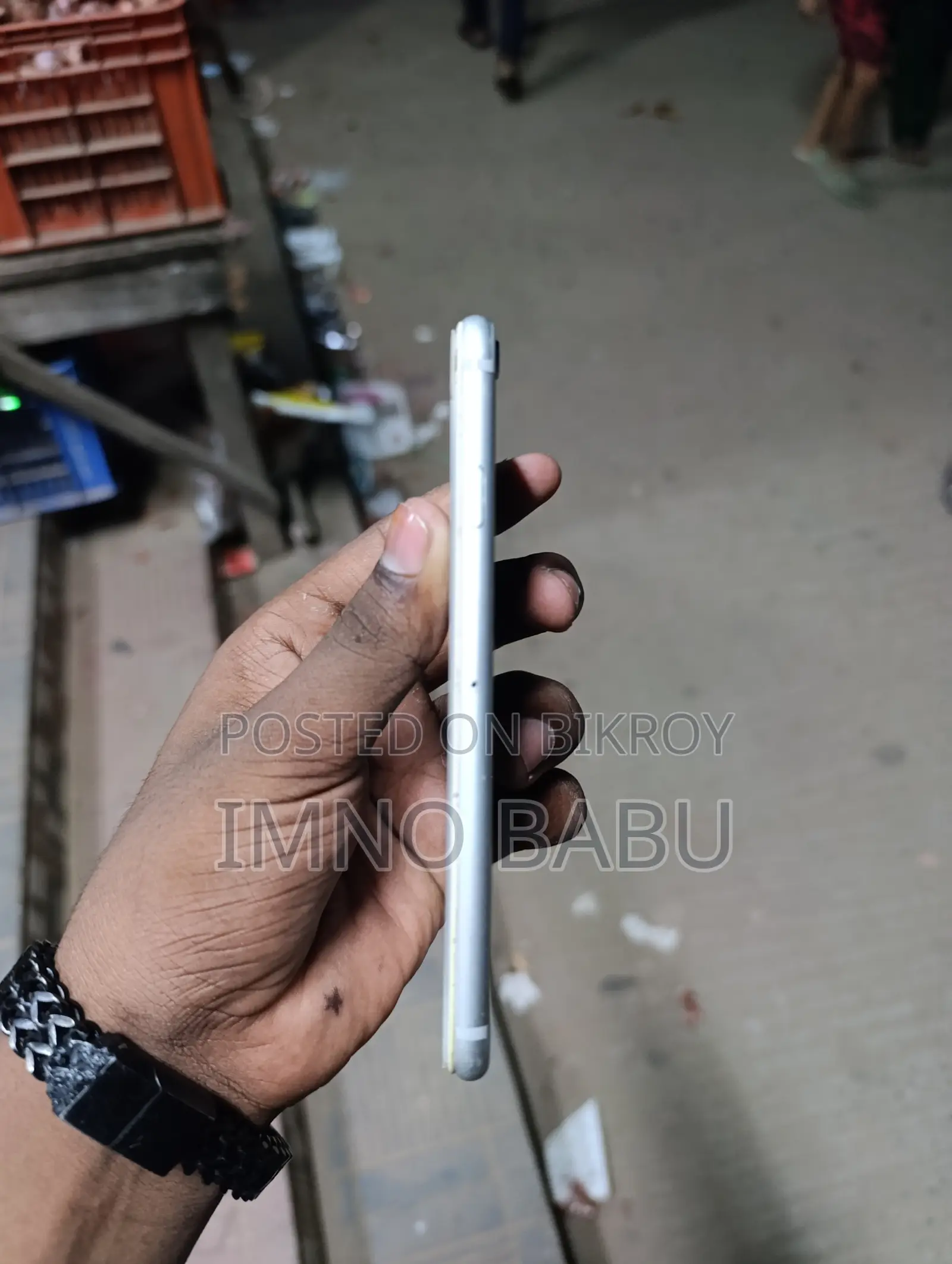 অ্যাপল আইফোন ৬ ৬৪ জিবি সাদা