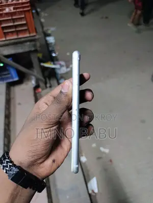 অ্যাপল আইফোন ৬ ৬৪ জিবি সাদা