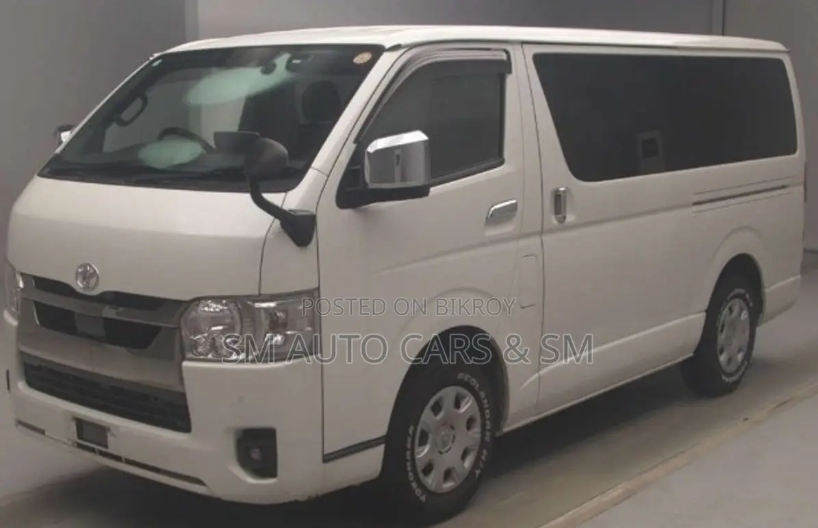 Toyota HiAce 2023 White