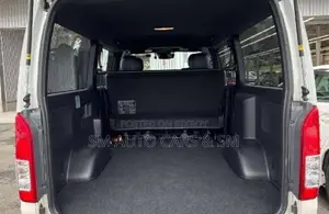 Toyota HiAce 2023 White