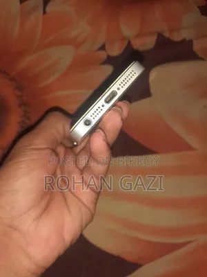 অ্যাপল আইফোন ৫এস ৩২ জিবি