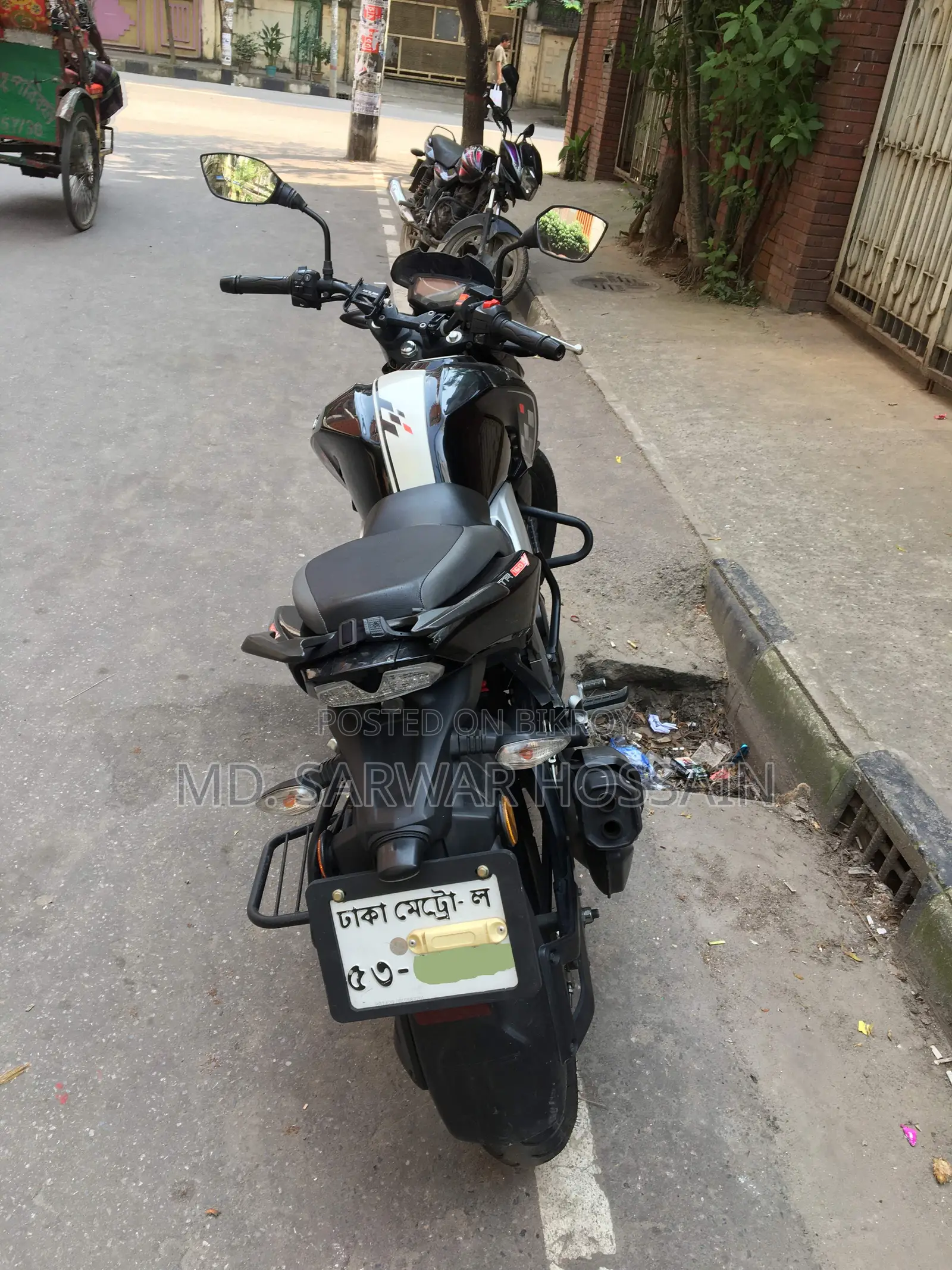 টিভিএস অ্যাপাচে আরটিআর ১৬০ ৪ভি ২০২১ কালো