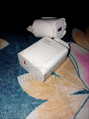 দুইটা অরিজিনাল মোবাইল চার্জার বিক্রি করা হবে ভালো কন্ডিশন