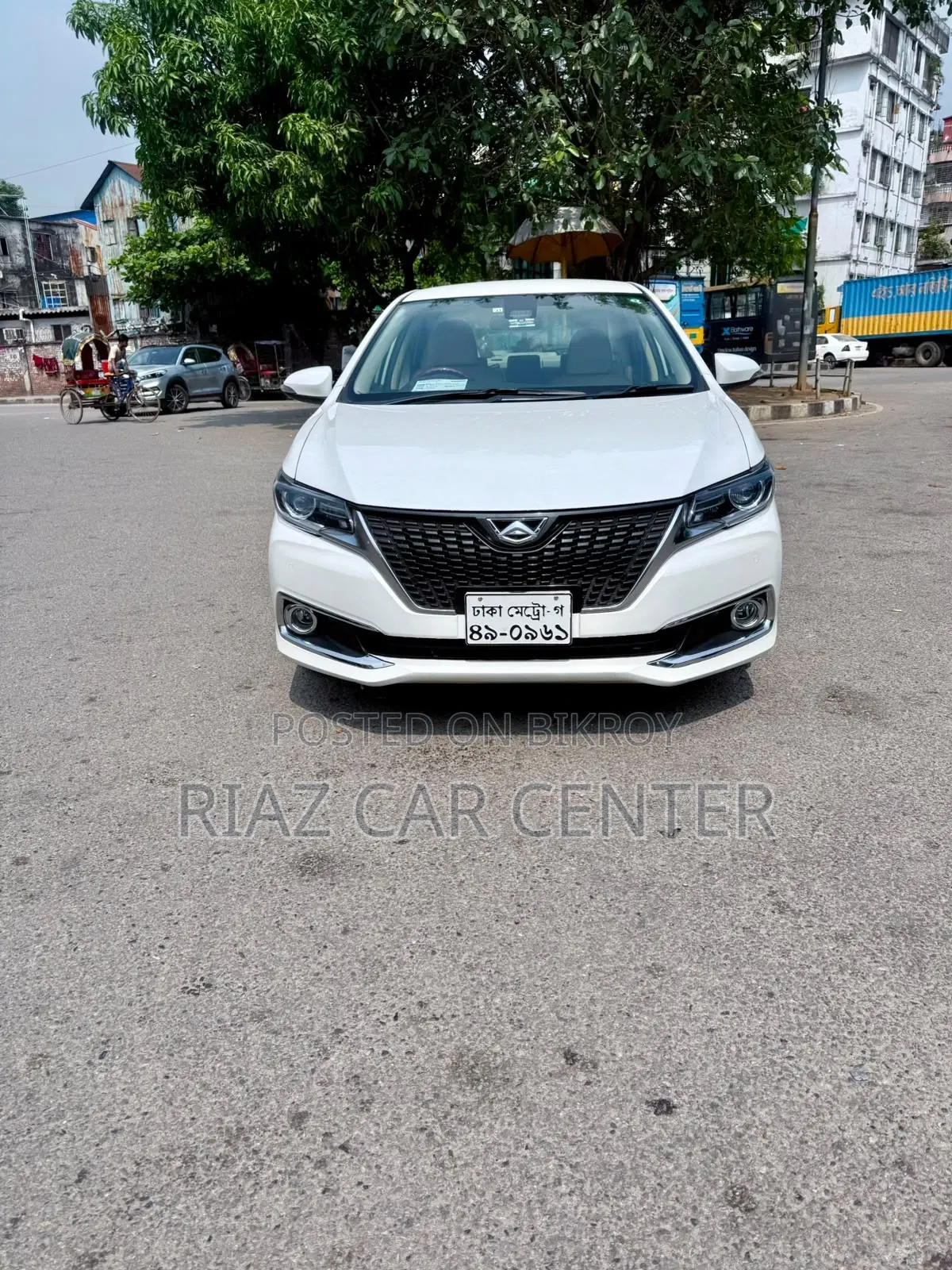 টয়োটা অ্যালিওন ২০১৬ পার্ল