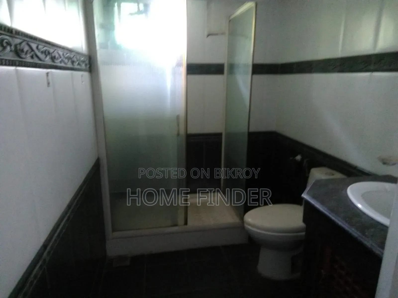 Furnished 3-Bedroom Apartment in Gulshan for rent