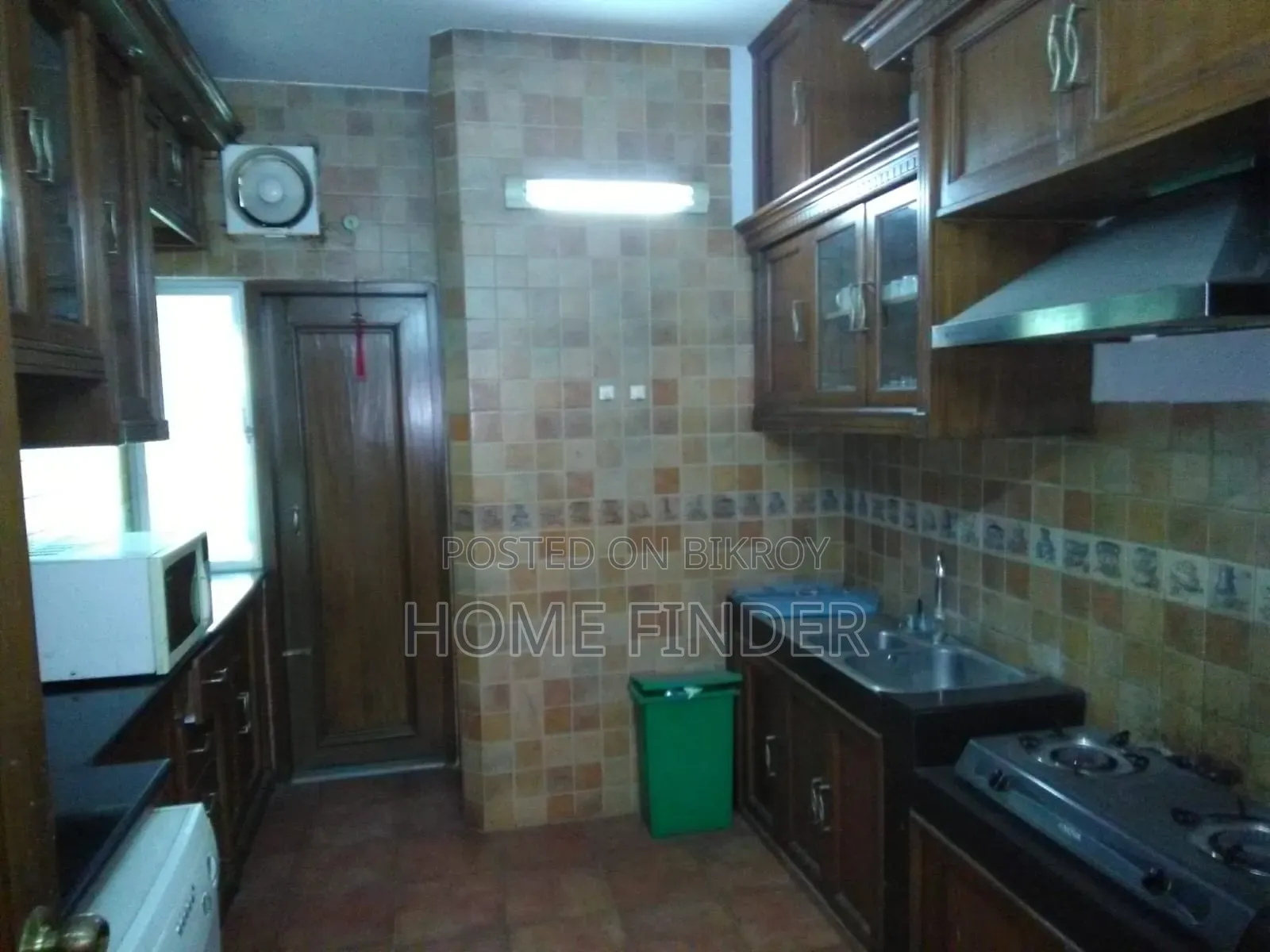 Furnished 3-Bedroom Apartment in Gulshan for rent